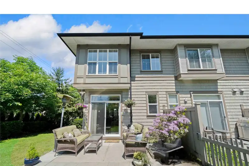 83 14838 61 AVENUE - photo 2 of 29