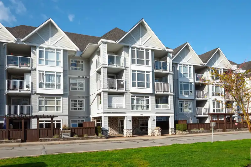 307 3142 ST JOHNS STREET - photo 1 of 30