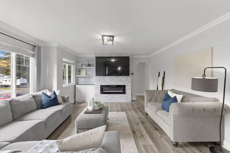 2770 272A STREET - photo 2 of 40