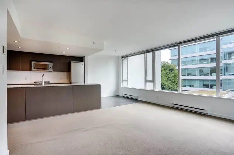 505 522 W 8TH AVENUE - photo 4 of 24