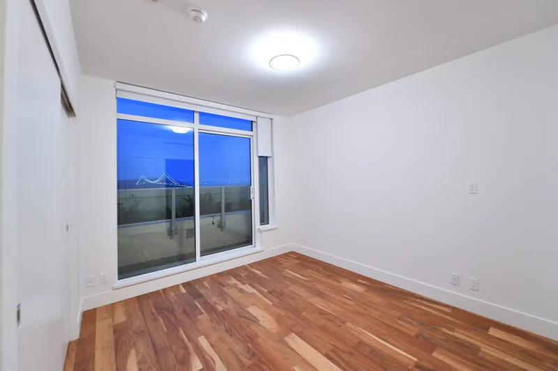 1703 1675 LIONS GATE LANE - photo 3 of 11