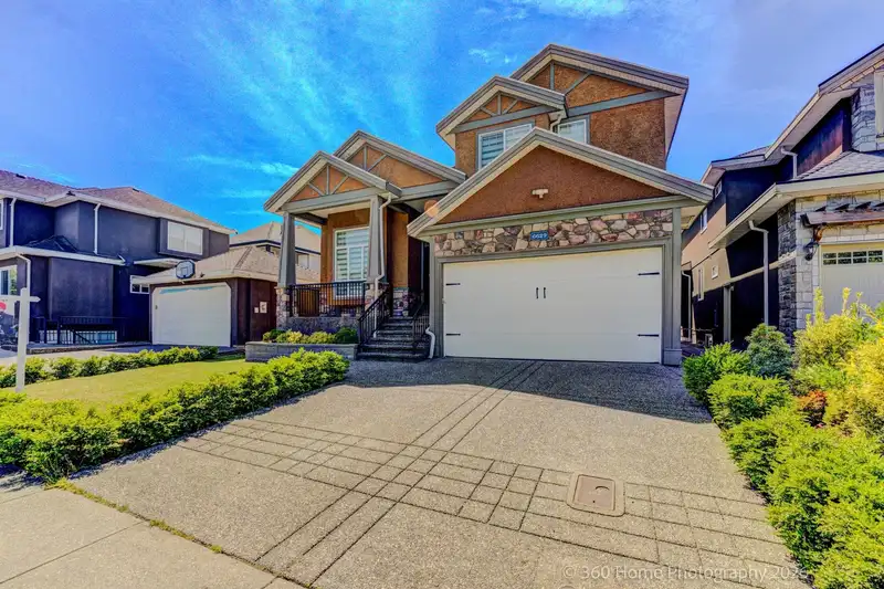 6629 127A STREET - photo 1 of 40