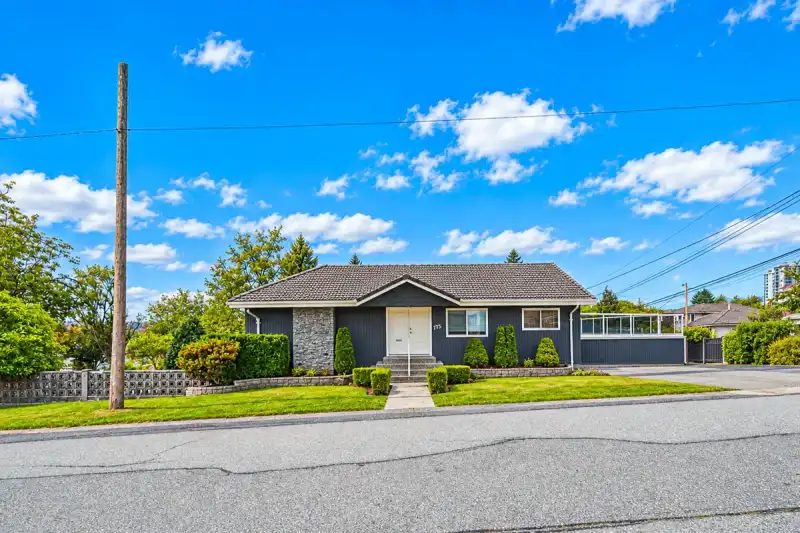 775 ESMOND AVENUE - photo 1 of 32
