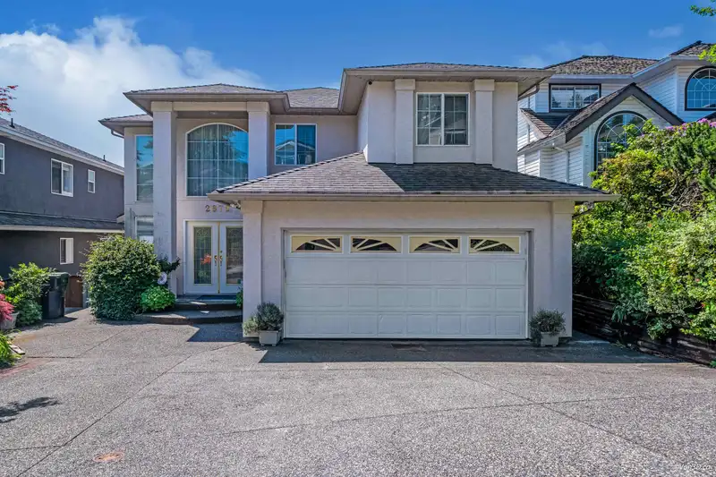 2870 STANLEY PLACE - photo 2 of 40