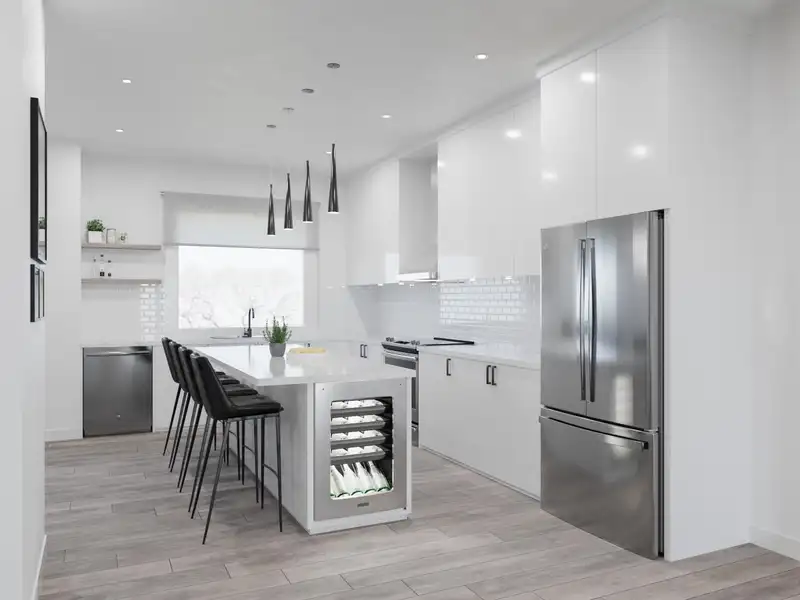 25 5629 KING GEORGE BOULEVARD - photo 1 of 6