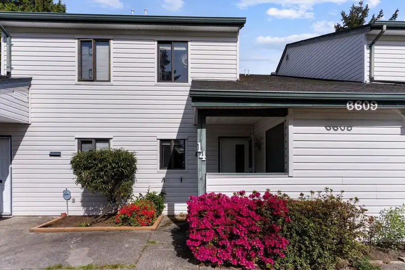 14 6609 138 STREET - photo 2 of 31