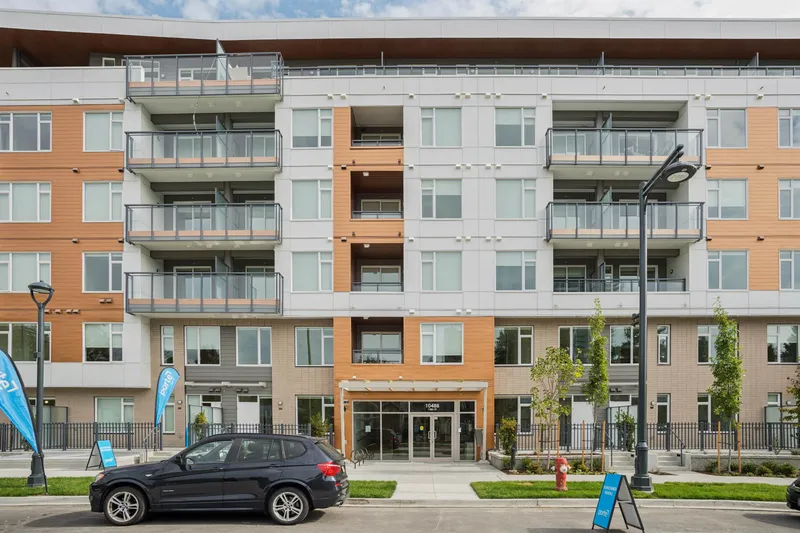 209 10488 138A STREET - photo 2 of 20