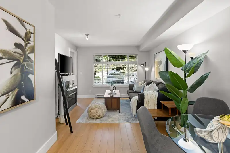 133 2233 MCKENZIE ROAD - photo 4 of 11