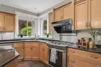 15828 SOMERSET PLACE - thumbnail 17
