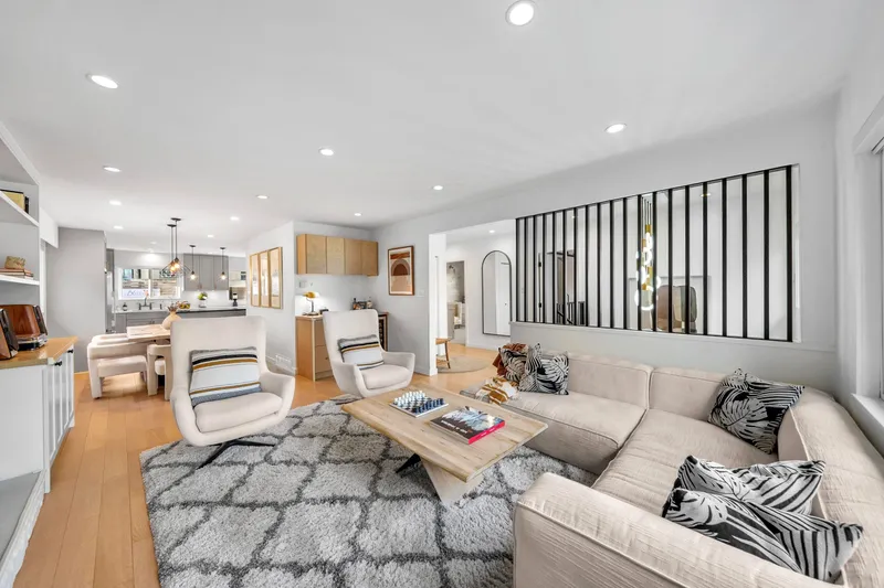 4921 CHESTER STREET - photo 1 of 25