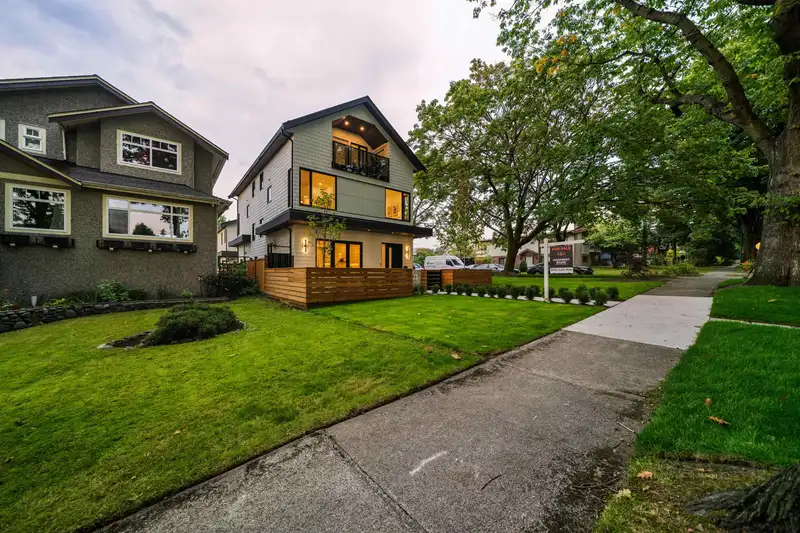 2493 ETON STREET - photo 2 of 33