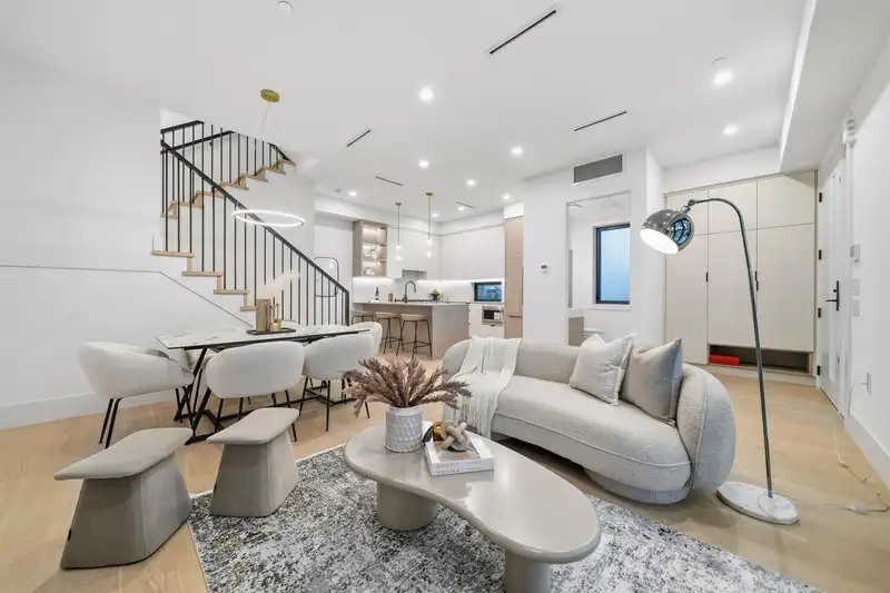 2493 ETON STREET - photo 3 of 33