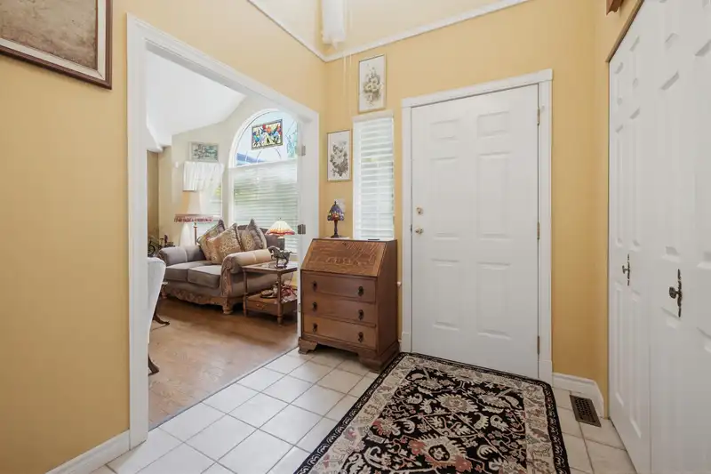 33091 HAWTHORNE AVENUE - photo 3 of 40