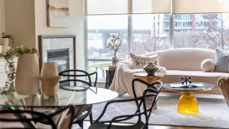 505 8 SMITHE MEWS - photo 1 of 16