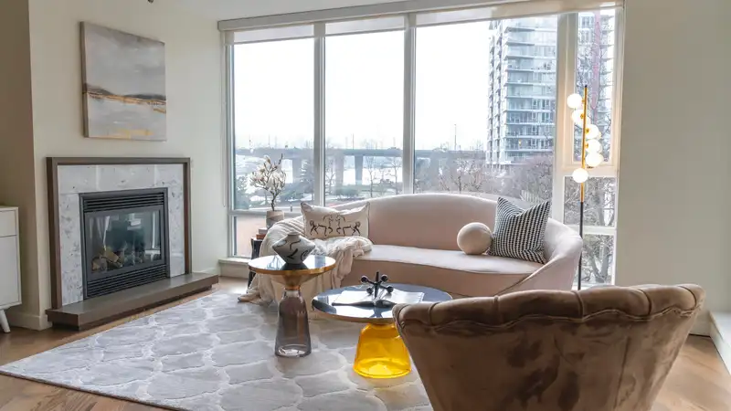 505 8 SMITHE MEWS - photo 2 of 16
