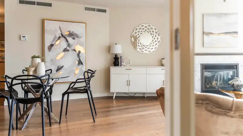 505 8 SMITHE MEWS - photo 3 of 16