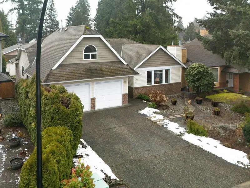 21114 STONEHOUSE AVENUE - photo 2 of 40