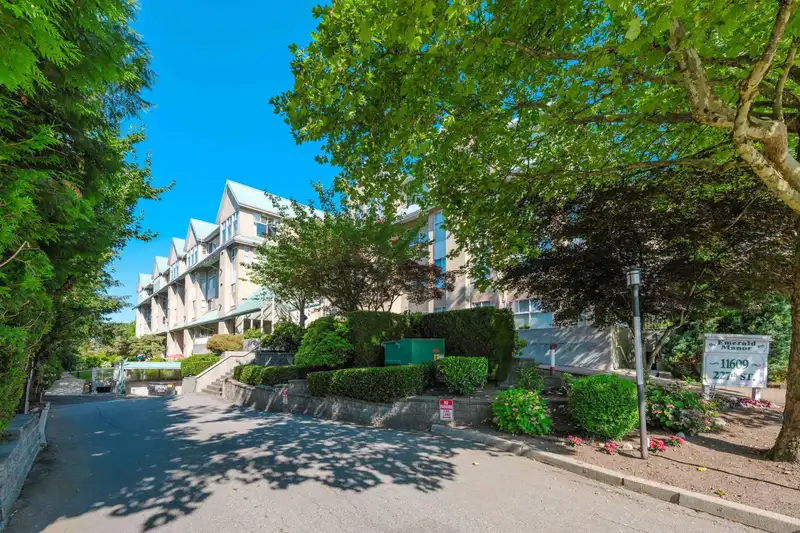 213 11609 227 STREET - photo 2 of 37