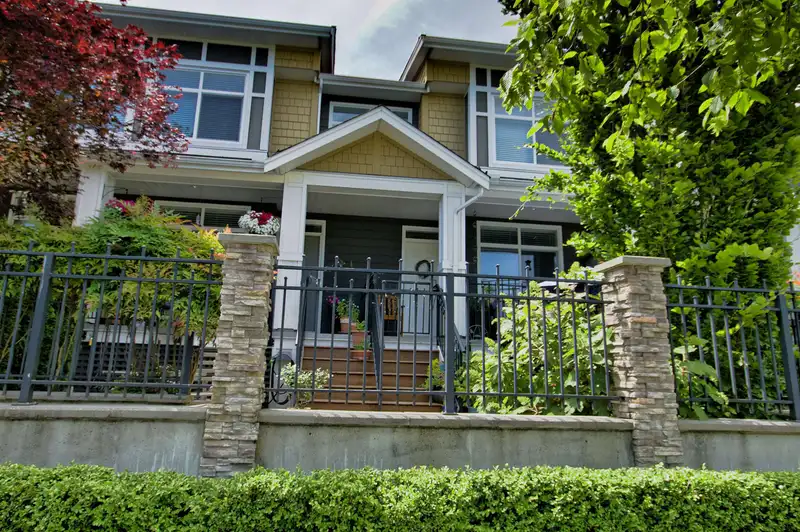 50 11461 236 STREET - photo 2 of 28