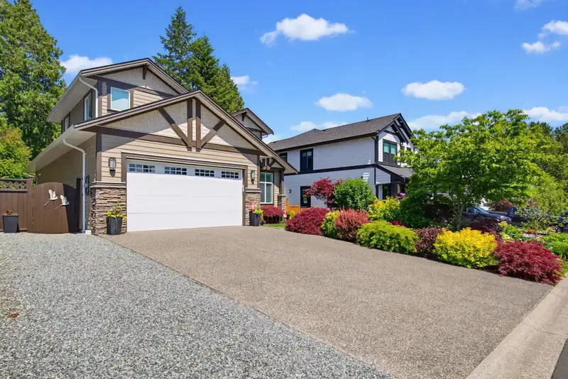 17 14550 MORRIS VALLEY ROAD - photo 2 of 40