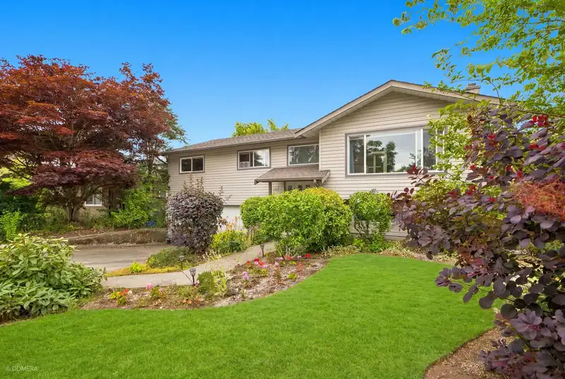 15467 POPLAR DRIVE - photo 1 of 33