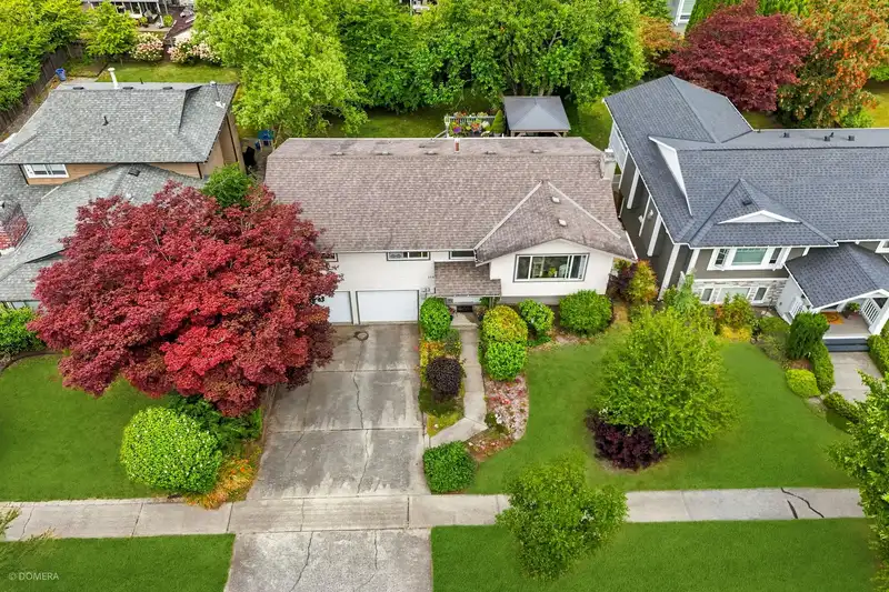 15467 POPLAR DRIVE - photo 4 of 33
