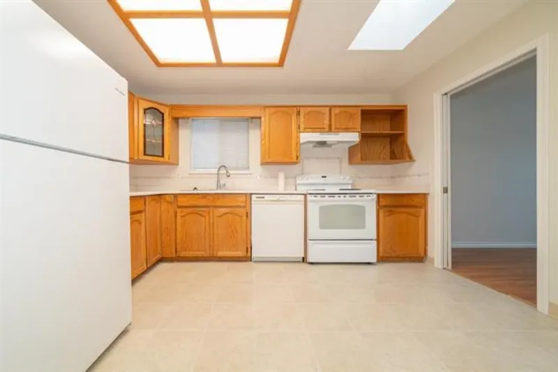 11484 207 STREET - photo 4 of 22