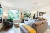21 15885 16 AVENUE - thumbnail 6