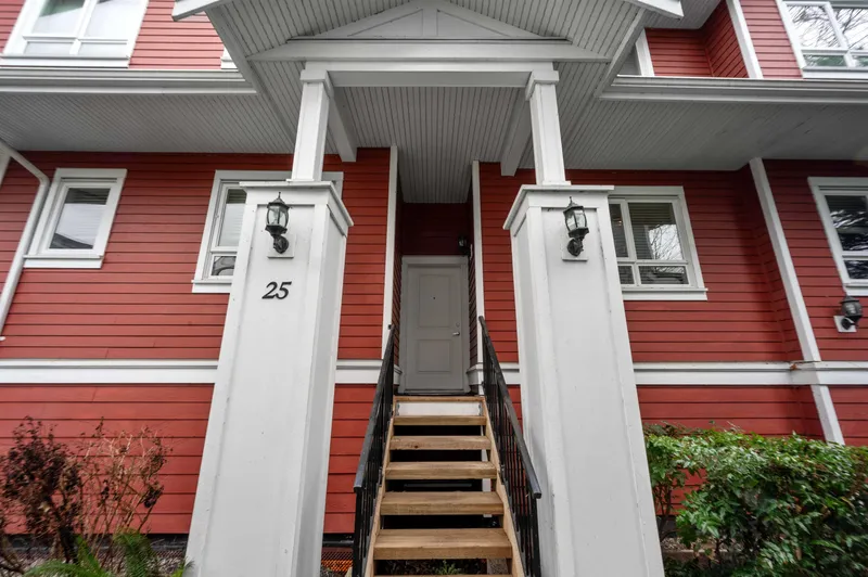 25 1130 EWEN AVENUE - photo 3 of 23