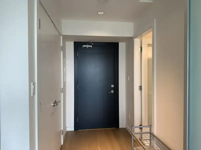 1007 13438 CENTRAL AVENUE - photo 3 of 14