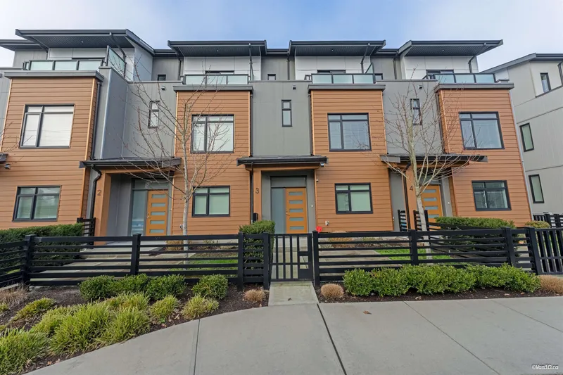 3 5651 STEVESTON HIGHWAY - photo 2 of 20