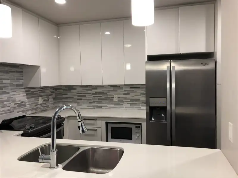 406 2465 WILSON AVENUE - photo 4 of 13