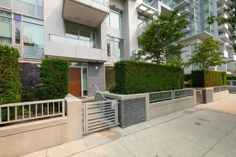 6556 NELSON AVENUE - photo 1 of 40