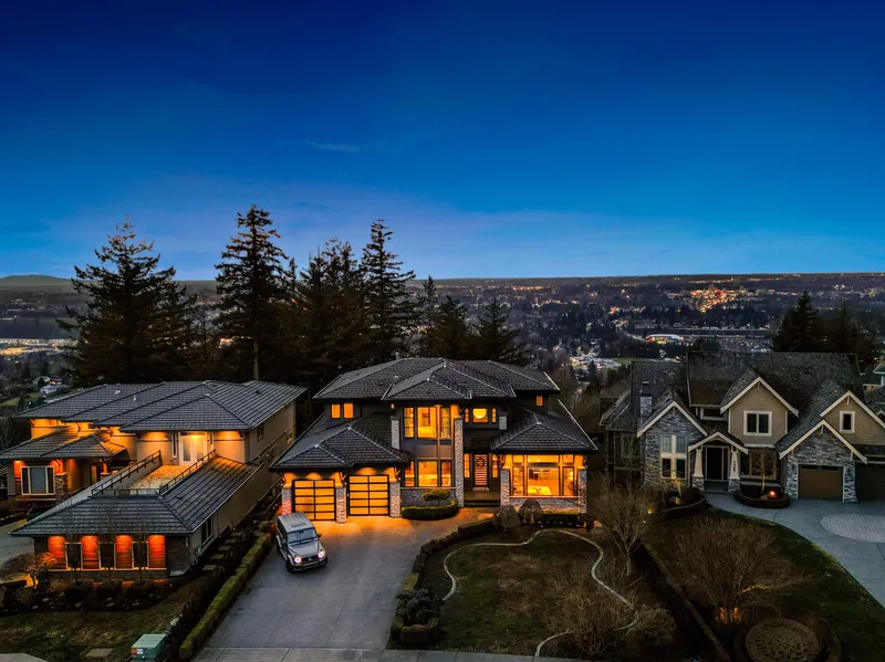 2461 EAGLE MOUNTAIN DRIVE - photo 2 of 25