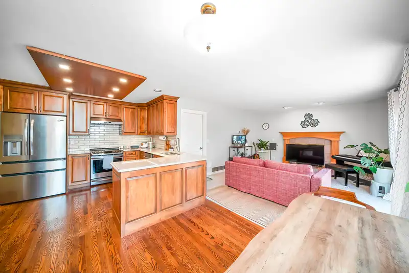 6359 189A STREET - photo 3 of 30