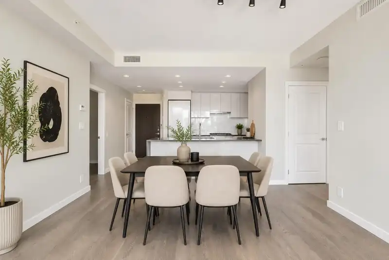 104 5687 GRAY AVENUE - photo 3 of 34