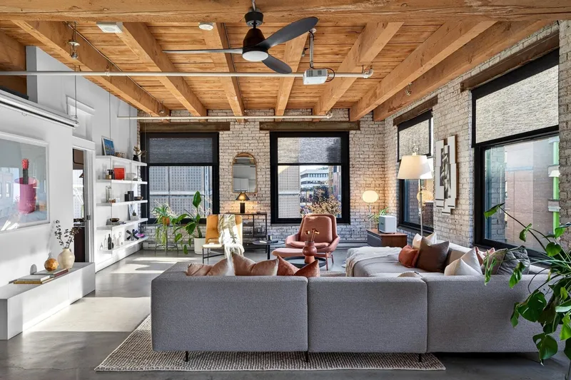 55 E CORDOVA STREET - photo 4 of 25