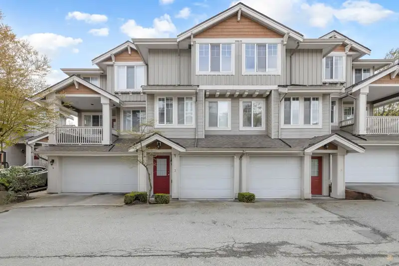 3 14877 58 AVENUE - photo 2 of 32