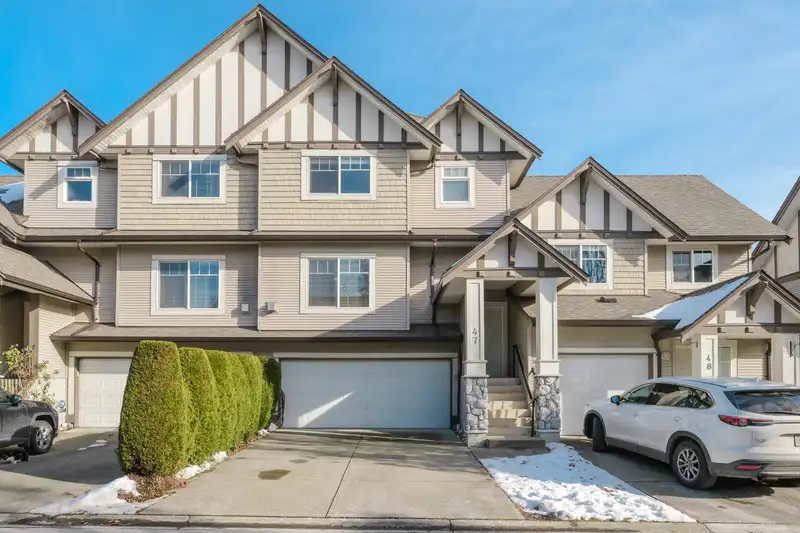 47 18181 68TH AVENUE - photo 1 of 40