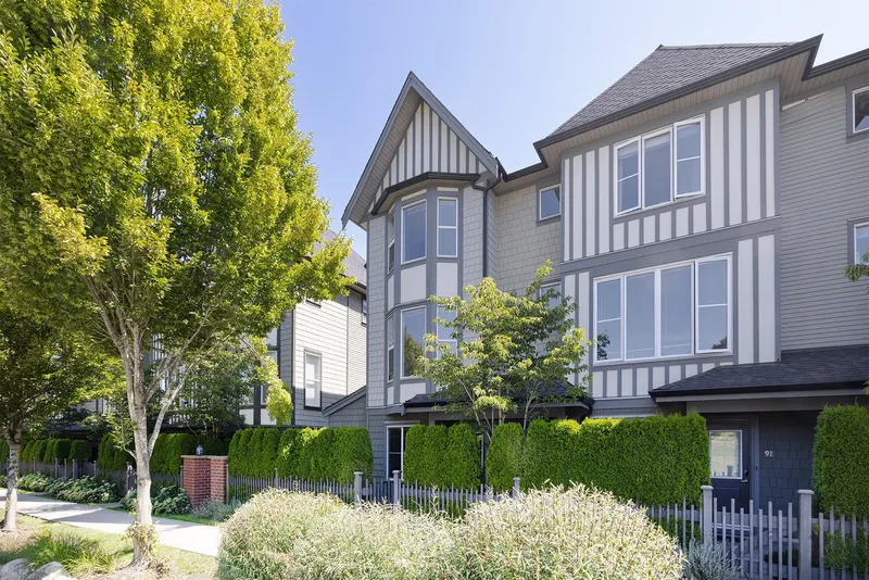 92 8050 204 STREET - photo 1 of 23