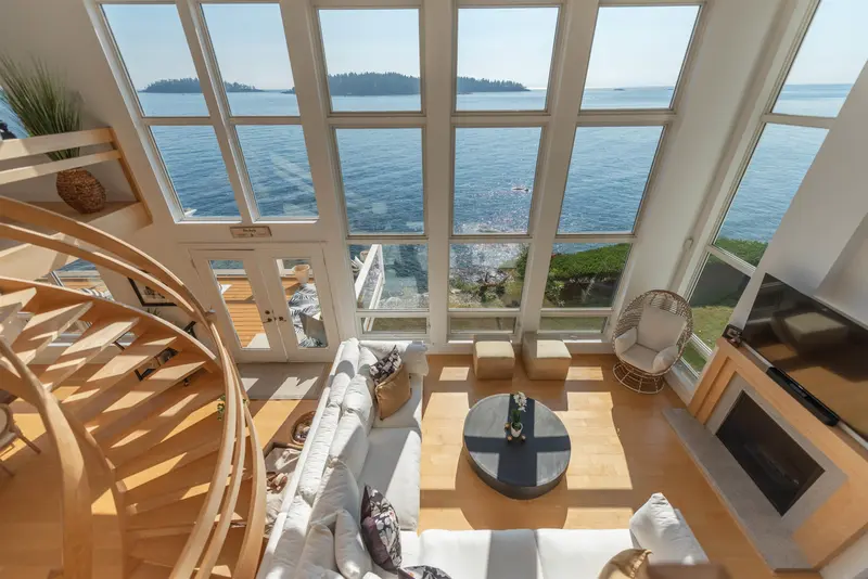 6655 SUNSHINE COAST HIGHWAY - photo 3 of 25