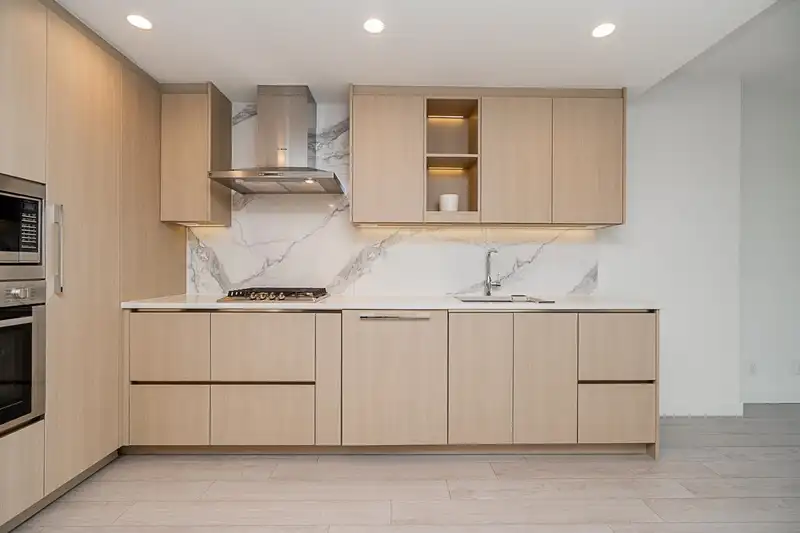 1606 4880 LOUGHEED HIGHWAY - photo 4 of 14