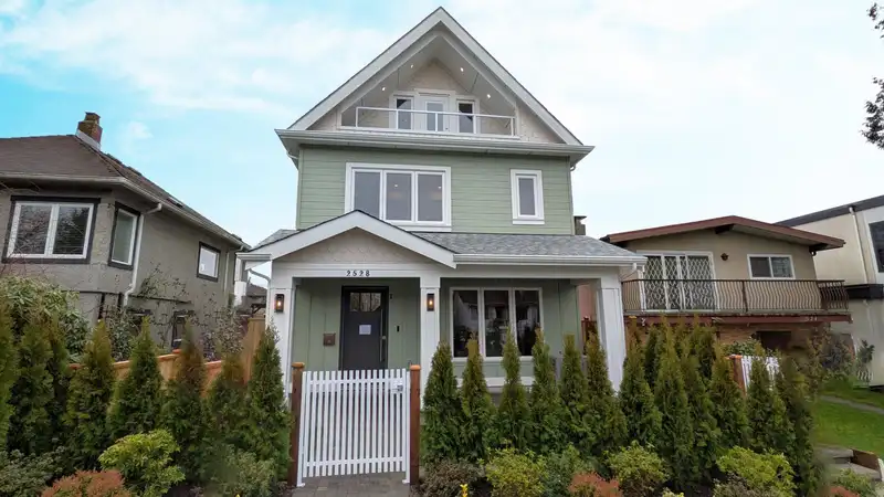 1 2528 TURNER STREET - photo 1 of 19