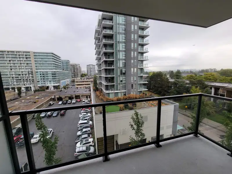 709 6633 BUSWELL STREET - photo 1 of 19
