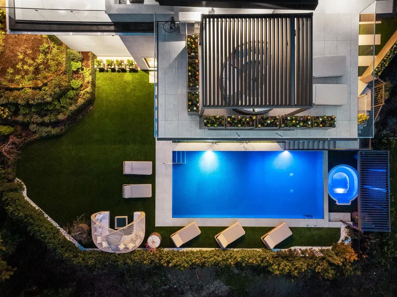 1405 28TH STREET - photo 4 of 25