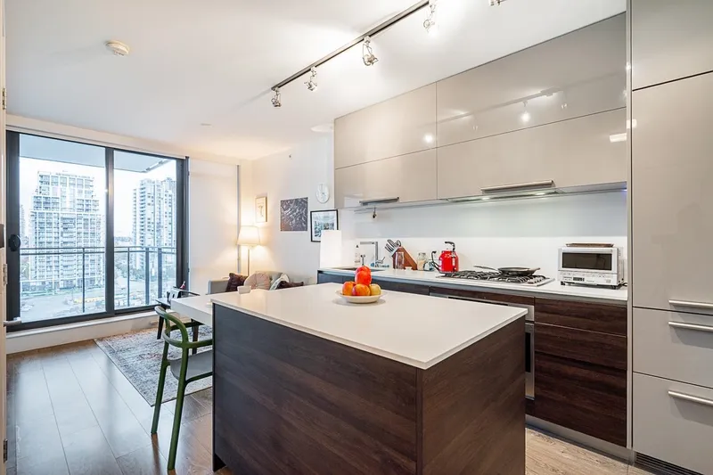 1507 2378 ALPHA AVENUE - photo 4 of 25