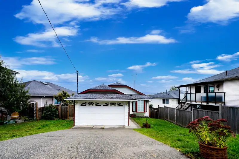 2358 CAPE HORN ROAD - photo 1 of 22