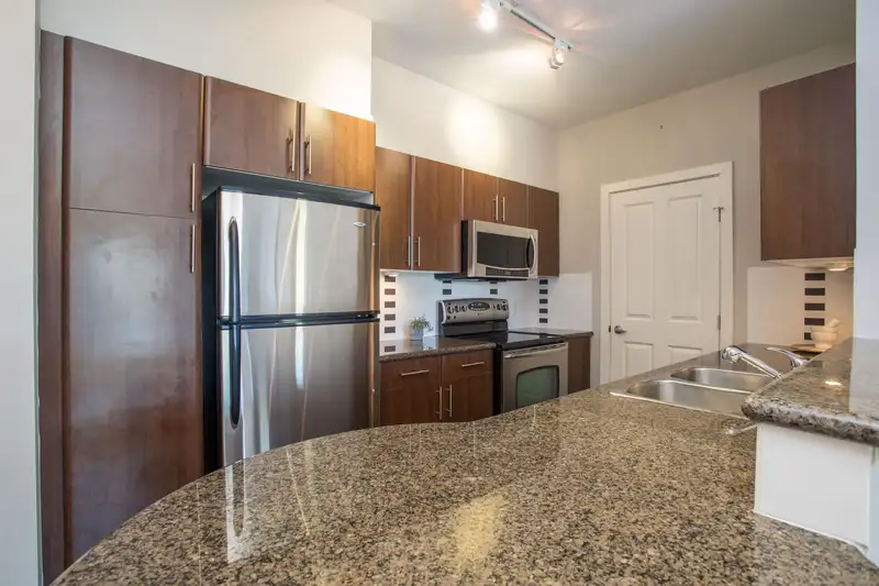 302 2330 WILSON AVENUE - photo 3 of 32