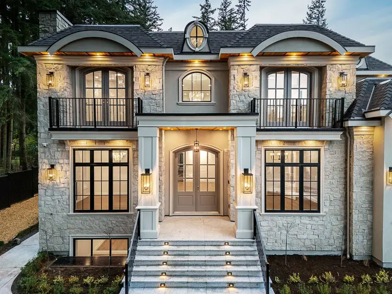 2533 141 STREET - photo 1 of 25