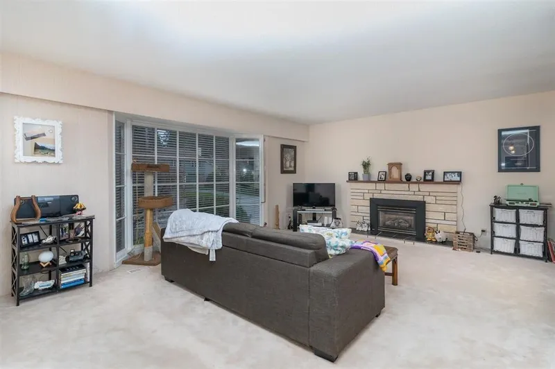 11275 KENDALE WAY - photo 3 of 10